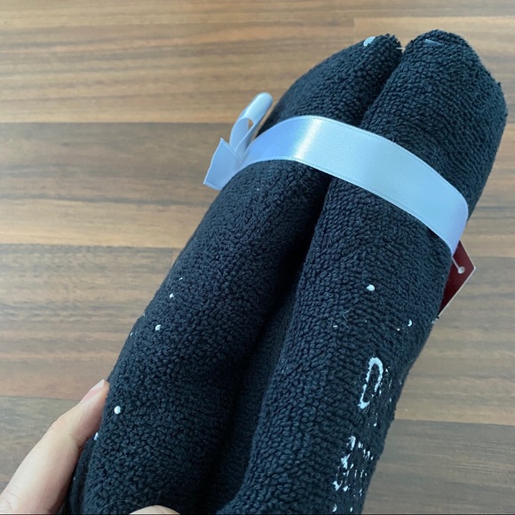 Christmas holiday towel secret Santa gift - Picture 8 of 9